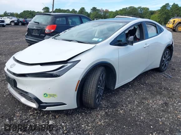 2024 Toyota Prius SE with VIN JTDACACU2R3024408, listed as a IAAI auction lot 43114921 with 18,724 mi miles and . Bid and sale history available at DreamBid. Image 2.