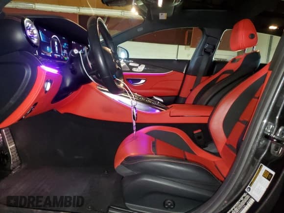 ✅ 2022 Mercedes-Benz AMG GT 53 • VIN: W1K7X6BB8NA045786 • Лот: 42121784. Опубликован ранее на Copart с пробегом 28 151 миль. Бесплатный доступ к архиву аукционных продаж из США и подробный отчёт об истории автомобиля на DreamBid. Изображение 7.