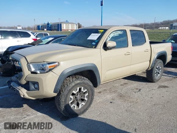 ✅ 2017 Toyota Tacoma SR5 • VIN: 3TMCZ5AN2HM095163 • Lot: 41010703. Listed on IAAI with 149,262 mi. Free auction sales archive from the USA and detailed vehicle history report at DreamBid. Image 17.