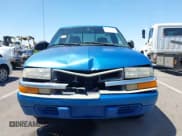✅ 2000 Chevrolet S-10 LS • VIN: 1GCCS14W3YK130186 • Лот: 42581957. Опубликован ранее на IAAI с пробегом 152 531 миль. Бесплатный доступ к архиву аукционных продаж из США и подробный отчёт об истории автомобиля на DreamBid. Изображение 6.