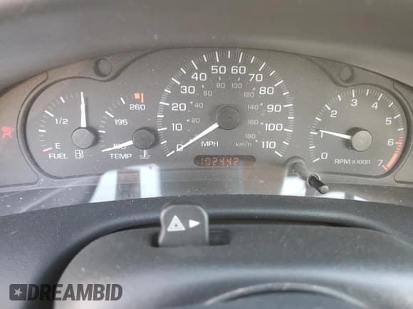 ✅ 2003 Chevrolet Cavalier • VIN: 1G1JC52F237285444 • Lot: 81866885. Listed on Copart with 102,442 mi. Free auction sales archive from the USA and detailed vehicle history report at DreamBid. Image 9.