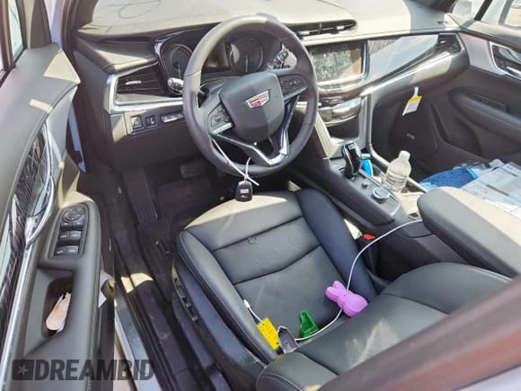 ✅ 2025 Cadillac XT6 AWD Premium Luxury • VIN: 1GYKPDRS5SZ136312 • Lot: 59117475. Listed on Copart with Not provided. Free auction sales archive from the USA and detailed vehicle history report at DreamBid. Image 8.