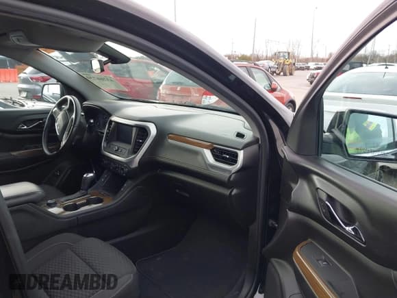 ✅ 2017 GMC Acadia SLE • VIN: 1GKKNLLA7HZ326082 • Лот: 43766730. Опубликован ранее на IAAI с пробегом 129 557 миль. Бесплатный доступ к архиву аукционных продаж из США и подробный отчёт об истории автомобиля на DreamBid. Изображение 5.