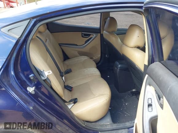 ✅ 2013 Hyundai Elantra GLS • VIN: 5NPDH4AE0DH213986 • Lot: 43575259. Listed on IAAI with 184,670 mi. Free auction sales archive from the USA and detailed vehicle history report at DreamBid. Image 8.