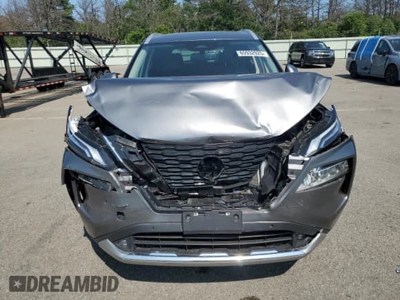 ✅ 2022 Nissan Rogue Platinum • VIN: JN8BT3DD8NW272254 • Lot: 65932025. Wystawiony na Copart z przebiegiem 36 968 mil. Bezpłatny archiwum sprzedaży aukcyjnych z USA i szczegółowy raport historii pojazdu na DreamBid. Zdjęcie 5.
