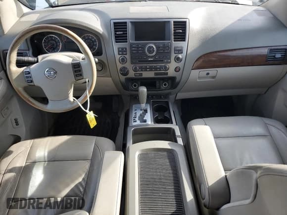 ✅ 2010 Nissan Armada Platinum • VIN: 5N1AA0NE9AN610615 • Lot: 80201415. Wystawiony na Copart z przebiegiem 206 742 mil. Bezpłatny archiwum sprzedaży aukcyjnych z USA i szczegółowy raport historii pojazdu na DreamBid. Zdjęcie 8.