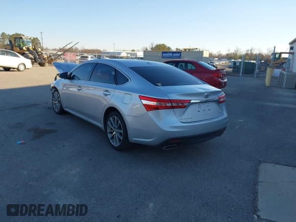 ✅ 2014 Toyota Avalon XLE Premium • VIN: 4T1BK1EB8EU087077 • Lot: 43577648. Wystawiony na IAAI z przebiegiem 143 392 mil. Bezpłatny archiwum sprzedaży aukcyjnych z USA i szczegółowy raport historii pojazdu na DreamBid. Zdjęcie 3.