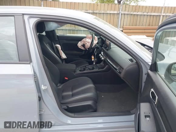 ✅ 2024 Honda Civic Sport • VIN: 2HGFE2F51RH545435 • Lot: 43472300. Listed on IAAI with 29,496 mi. Free auction sales archive from the USA and detailed vehicle history report at DreamBid. Image 5.