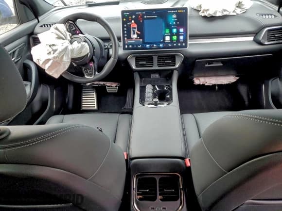 ✅ 2024 VinFast VF 8 Plus • VIN: RLLV1AFAXRH008488 • Lot: 95747735. Wystawiony na Copart z przebiegiem 7 148 mil. Bezpłatny archiwum sprzedaży aukcyjnych z USA i szczegółowy raport historii pojazdu na DreamBid. Zdjęcie 8.