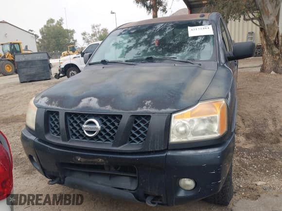 ✅ 2008 Nissan Titan XE • VIN: 1N6AA06C88N336591 • Lot: 42172484. Wystawiony na IAAI z przebiegiem 202 079 mil. Bezpłatny archiwum sprzedaży aukcyjnych z USA i szczegółowy raport historii pojazdu na DreamBid. Zdjęcie 12.