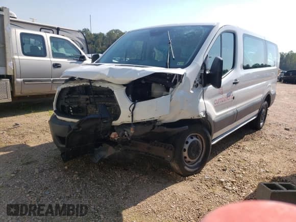 ✅ 2017 Ford Transit XL • VIN: 1FMZK1ZM3HKB38009 • Лот: 74470314. Опубликован ранее на Copart с пробегом Не указан. Бесплатный доступ к архиву аукционных продаж из США и подробный отчёт об истории автомобиля на DreamBid. Изображение 1.