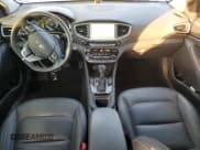 ✅ 2018 Hyundai Ioniq Limited • VIN: KMHC05LC9JU098192 • Lot: 83101614. Wystawiony na Copart z przebiegiem 72 685 mil. Bezpłatny archiwum sprzedaży aukcyjnych z USA i szczegółowy raport historii pojazdu na DreamBid. Zdjęcie 8.