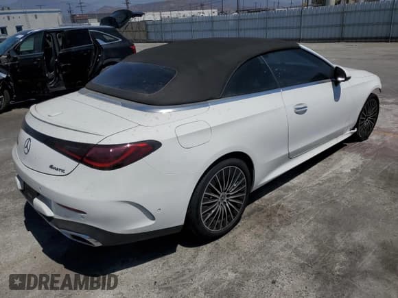 ✅ 2025 Mercedes-Benz CLE • VIN: W1KMK6BB5SF064196 • Лот: 66576975. Опубликован ранее на Copart с пробегом 2 058 миль. Бесплатный доступ к архиву аукционных продаж из США и подробный отчёт об истории автомобиля на DreamBid. Изображение 3.