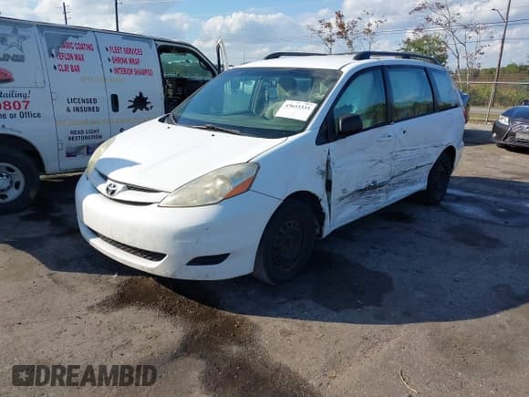 ✅ 2010 Toyota Sienna LE • VIN: 5TDKK4CC0AS339467 • Лот: 43653333. Опубликован ранее на IAAI с пробегом 278 038 миль. Бесплатный доступ к архиву аукционных продаж из США и подробный отчёт об истории автомобиля на DreamBid. Изображение 17.