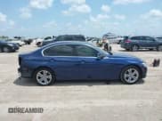 ✅ 2018 BMW 3 Series 330i • VIN: WBA8B9C5XJEE82523 • Lot: 42530037. Listed on IAAI with 88,068 mi. Free auction sales archive from the USA and detailed vehicle history report at DreamBid. Image 14.