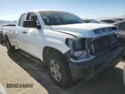 ✅ 2020 Toyota Tundra SR • VIN: 5TFTY5F10LX011191 • Лот: 77595574. Опубликован ранее на Copart с пробегом 83 892 миль. Бесплатный доступ к архиву аукционных продаж из США и подробный отчёт об истории автомобиля на DreamBid. Изображение 4.