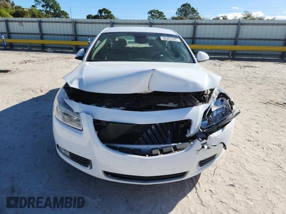 ✅ 2011 Buick Regal CXL RL1 • VIN: 2G4GN5EC1B9186412 • Lot: 92201295. Listed on Copart with 100,242 mi. Free auction sales archive from the USA and detailed vehicle history report at DreamBid. Image 5.