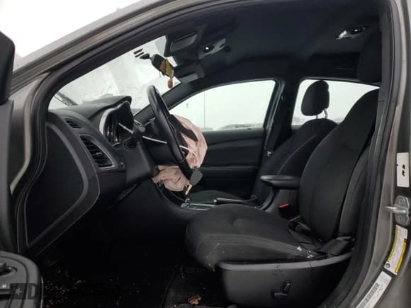 ✅ 2012 Dodge Avenger SXT • VIN: 1C3CDZCB9CN239934 • Лот: 43737125. Опубликован ранее на Copart с пробегом 128 060 миль. Бесплатный доступ к архиву аукционных продаж из США и подробный отчёт об истории автомобиля на DreamBid. Изображение 7.