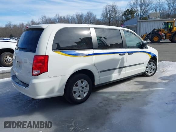 ✅ 2012 Ram Cargo Van • VIN: 2C4JDGAG9CR147991 • Lot: 41617416. Listed on IAAI with 80,767 mi. Free auction sales archive from the USA and detailed vehicle history report at DreamBid. Image 4.