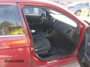 ✅ 2013 Chrysler 200 Touring • VIN: 1C3CCBBB9DN583941 • Лот: 43698207. Опубликован ранее на IAAI с пробегом 126 744 миль. Бесплатный доступ к архиву аукционных продаж из США и подробный отчёт об истории автомобиля на DreamBid. Изображение 5.