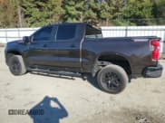 ✅ 2019 Chevrolet Silverado 1500 Custom Trail Boss • VIN: 1GCPYCEF4KZ401930 • Lot: 91459695. Wystawiony na Copart z przebiegiem 110 316 mil. Bezpłatny archiwum sprzedaży aukcyjnych z USA i szczegółowy raport historii pojazdu na DreamBid. Zdjęcie 2.