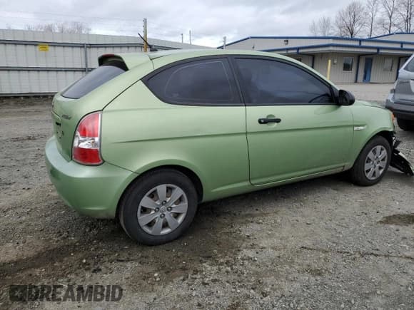 ✅ 2008 Hyundai Accent GS • VIN: KMHCM36C58U089648 • Лот: 48054395. Опубликован ранее на Copart с пробегом 163 721 миль. Бесплатный доступ к архиву аукционных продаж из США и подробный отчёт об истории автомобиля на DreamBid. Изображение 3.