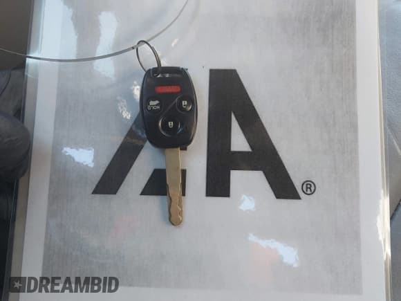 ✅ 2013 Honda Pilot Touring • VIN: 5FNYF4H92DB022116 • Lot: 43455298. Listed on IAAI with 142,442 mi. Free auction sales archive from the USA and detailed vehicle history report at DreamBid. Image 11.