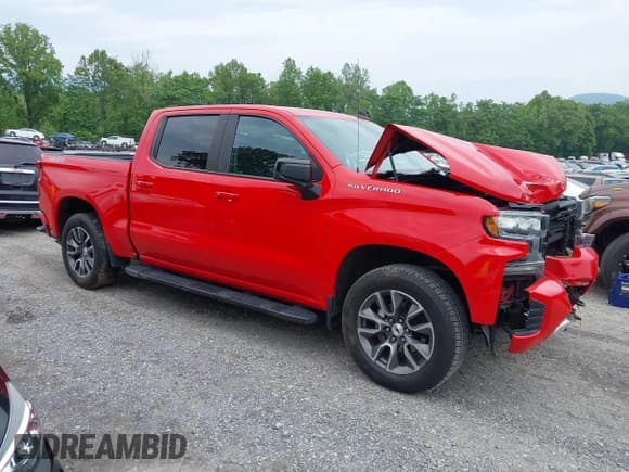 ✅ 2021 Chevrolet Silverado 1500 RST • VIN: 3GCUYEEDXMG230939 • Lot: 42257836. Wystawiony na IAAI z przebiegiem 122 201 mil. Bezpłatny archiwum sprzedaży aukcyjnych z USA i szczegółowy raport historii pojazdu na DreamBid. Zdjęcie 1.