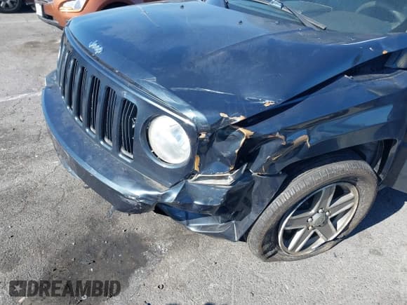 ✅ 2007 Jeep Patriot Sport • VIN: 1J8FF28W87D294692 • Lot: 42236349. Listed on IAAI with 127,859 mi. Free auction sales archive from the USA and detailed vehicle history report at DreamBid. Image 6.