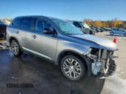 ✅ 2018 Mitsubishi Outlander ES • VIN: JA4AZ3A35JZ058374 • Lot: 90589135. Wystawiony na Copart z przebiegiem 99 424 mil. Bezpłatny archiwum sprzedaży aukcyjnych z USA i szczegółowy raport historii pojazdu na DreamBid. Zdjęcie 4.