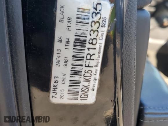 ✅ 2015 Chevrolet Suburban LT • VIN: 1GNSKJKC6FR183335 • Lot: 77527414. Wystawiony na Copart z przebiegiem 169 762 mil. Bezpłatny archiwum sprzedaży aukcyjnych z USA i szczegółowy raport historii pojazdu na DreamBid. Zdjęcie 13.