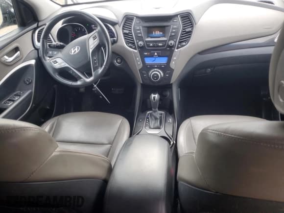 ✅ 2015 Hyundai Santa Fe Limited • VIN: KM8SN4HF7FU094904 • Лот: 86193944. Опубликован ранее на Copart с пробегом 223 006 миль. Бесплатный доступ к архиву аукционных продаж из США и подробный отчёт об истории автомобиля на DreamBid. Изображение 8.