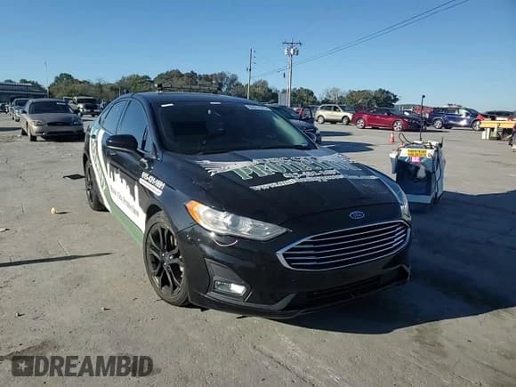 ✅ 2020 Ford Fusion SE • VIN: 3FA6P0HD1LR250872 • Lot: 86671515. Wystawiony na Copart z przebiegiem 68 277 mil. Bezpłatny archiwum sprzedaży aukcyjnych z USA i szczegółowy raport historii pojazdu na DreamBid. Zdjęcie 13.