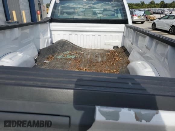 ✅ 2017 Ford F-150 XL • VIN: 1FTMF1CP1HKD57282 • Lot: 85556815. Listed on Copart with 158,661 mi. Free auction sales archive from the USA and detailed vehicle history report at DreamBid. Image 10.