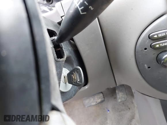 ✅ 2001 Ford Escort Fleet • VIN: 3FAFP13P01R230911 • Лот: 41604409. Опубликован ранее на IAAI с пробегом 117 903 миль. Бесплатный доступ к архиву аукционных продаж из США и подробный отчёт об истории автомобиля на DreamBid. Изображение 11.