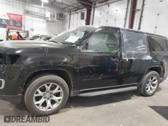 ✅ 2022 Jeep Wagoneer Series II • VIN: 1C4SJVBT6NS201505 • Lot: 43092528. Listed on IAAI with 72,630 mi. Free auction sales archive from the USA and detailed vehicle history report at DreamBid. Image 15.