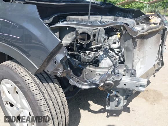 ✅ 2021 Subaru Forester • VIN: JF2SKADC0MH493801 • Lot: 43121588. Listed on IAAI with 53,261 mi. Free auction sales archive from the USA and detailed vehicle history report at DreamBid. Image 18.