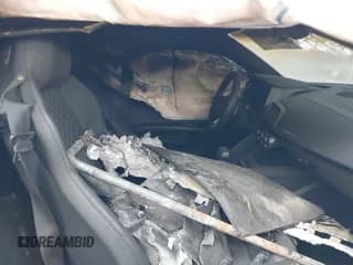 ✅ 2021 Audi R8 performance quattro • VIN: WUAKBAFX5M7900468 • Lot: 41214857. Listed on IAAI with Not provided. Free auction sales archive from the USA and detailed vehicle history report at DreamBid. Image 5.