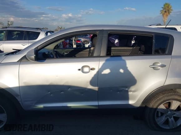 ✅ 2012 Kia Sportage LX • VIN: KNDPB3A22C7198862 • Lot: 43272092. Listed on IAAI with 146,674 mi. Free auction sales archive from the USA and detailed vehicle history report at DreamBid. Image 14.