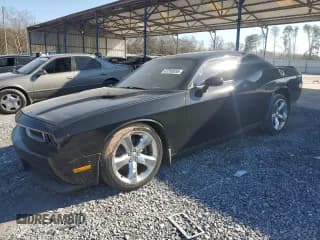 ✅ 2014 Dodge Challenger SXT • VIN: 2C3CDYAG2EH195943 • Lot: 43780055. Wystawiony na Copart z przebiegiem 147 781 mil. Bezpłatny archiwum sprzedaży aukcyjnych z USA i szczegółowy raport historii pojazdu na DreamBid. Zdjęcie 1.