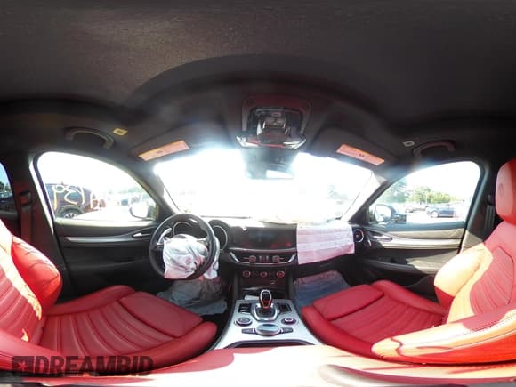 ✅ 2024 Alfa Romeo Stelvio Ti • VIN: ZASPAKBNXR7D80041 • Лот: 42744739. Опубликован ранее на IAAI с пробегом Не указан. Бесплатный доступ к архиву аукционных продаж из США и подробный отчёт об истории автомобиля на DreamBid. Изображение 18.