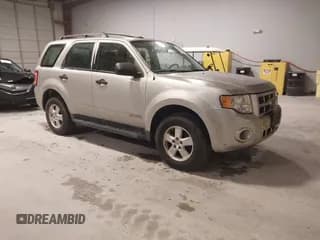 ✅ 2008 Ford Escape XLS • VIN: 1FMCU92Z28KA28752 • Lot: 43069111. Listed on IAAI with 114,136 mi. Free auction sales archive from the USA and detailed vehicle history report at DreamBid. Image 1.