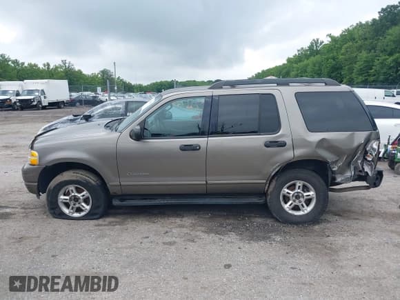 ✅ 2005 Ford Explorer XLT • VIN: 1FMZU73K05ZA64085 • Лот: 42717487. Опубликован ранее на IAAI с пробегом 184 495 миль. Бесплатный доступ к архиву аукционных продаж из США и подробный отчёт об истории автомобиля на DreamBid. Изображение 14.