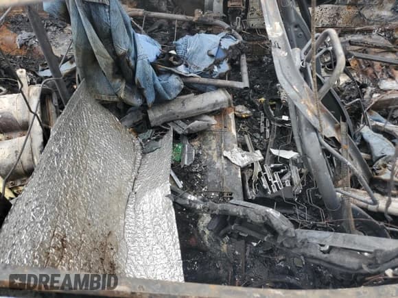 ✅ 2016 Hyundai Veloster • VIN: KMHTC6AD4GU265849 • Лот: 77399884. Опубликован ранее на Copart с пробегом Не указан. Бесплатный доступ к архиву аукционных продаж из США и подробный отчёт об истории автомобиля на DreamBid. Изображение 10.