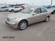 ✅ 2001 Mercedes-Benz C 320 • VIN: WDBRF64J31F116706 • Lot: 43625926. Wystawiony na IAAI z przebiegiem 102 865 mil. Bezpłatny archiwum sprzedaży aukcyjnych z USA i szczegółowy raport historii pojazdu na DreamBid. Zdjęcie 17.