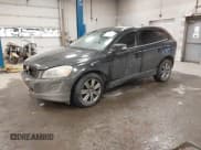 ✅ 2013 Volvo XC60 T6 • VIN: YV4902DZ5D2425054 • Lot: 43894378. Listed on IAAI with 261,162 mi. Free auction sales archive from the USA and detailed vehicle history report at DreamBid. Image 2.