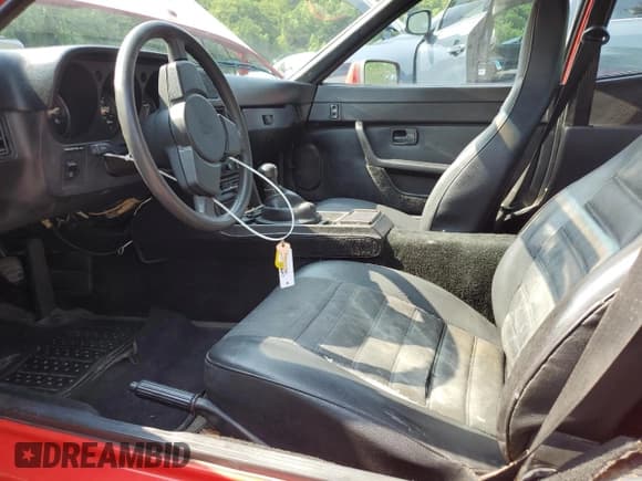 ✅ 1987 Porsche 924 • VIN: WP0AA0926HN455939 • Лот: 59742695. Опубликован ранее на Copart с пробегом 15 430 миль. Бесплатный доступ к архиву аукционных продаж из США и подробный отчёт об истории автомобиля на DreamBid. Изображение 7.