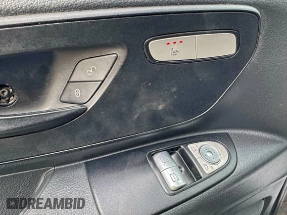 ✅ 2016 Mercedes-Benz Metris Cargo • VIN: WD3PG2EA6G3085758 • Lot: 97262995. Listed on Copart with 178,371 mi. Free auction sales archive from the USA and detailed vehicle history report at DreamBid. Image 11.