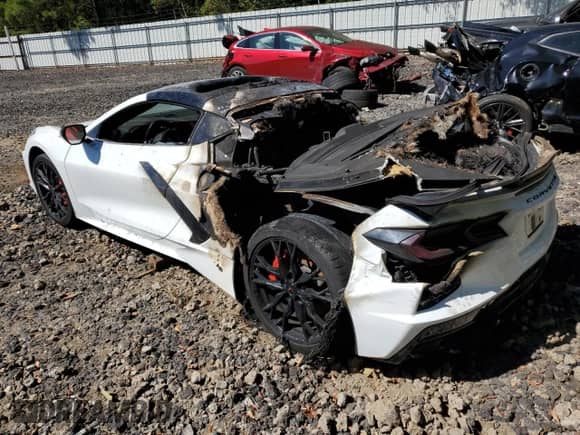 2024 Chevrolet Corvette 3LT with VIN 1G1YC2D40R5101891, listed as a Copart auction lot 76462644 with Not provided miles and Non repairable. Bid and sale history available at DreamBid. Image 2.