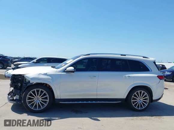 ✅ 2022 Mercedes-Benz GLS 450 • VIN: 4JGFF5KE8NA620980 • Lot: 42510990. Listed on IAAI with 64,530 mi. Free auction sales archive from the USA and detailed vehicle history report at DreamBid. Image 15.